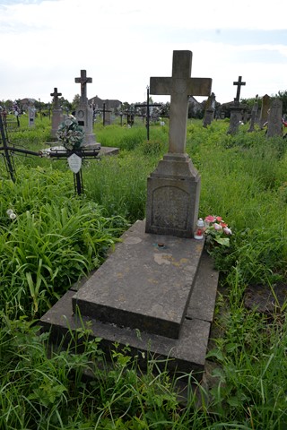 Tombstone of Michał Oleksiewicz, cemetery in Myszkowice