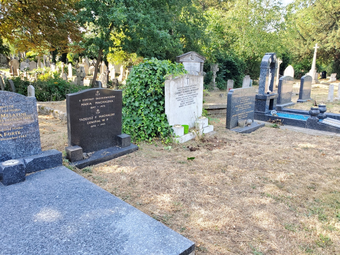 Tombstone of Tadeusz Machalski and Maria Machalski, Hampstead Cemetery, London