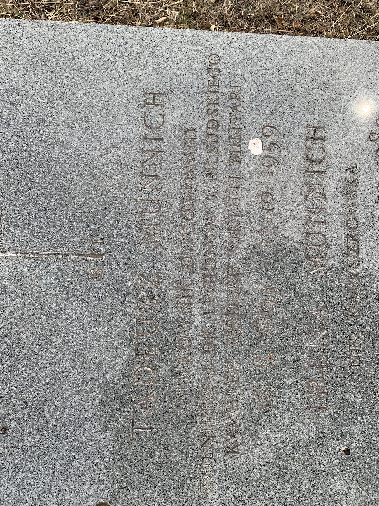 Tombstone of Tadeusz Münnich, Irena Münnich and Danuta Münnich, North Sheen Cemetery, London