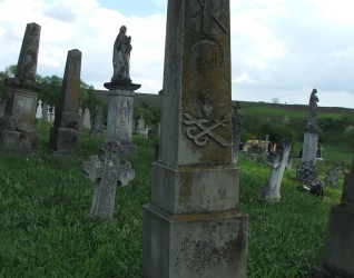 Nagrobek Olijanny Skurskiej, cmentarz w Stryjówce