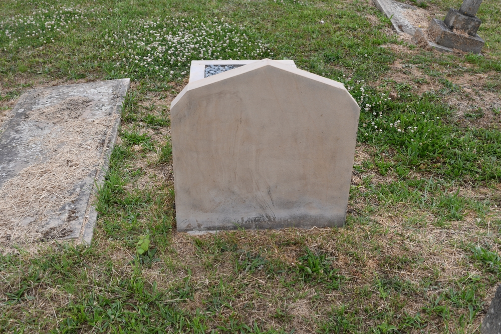 Tombstone of Stefan Lalicki, Kensal Green cemetery, London (reverse)