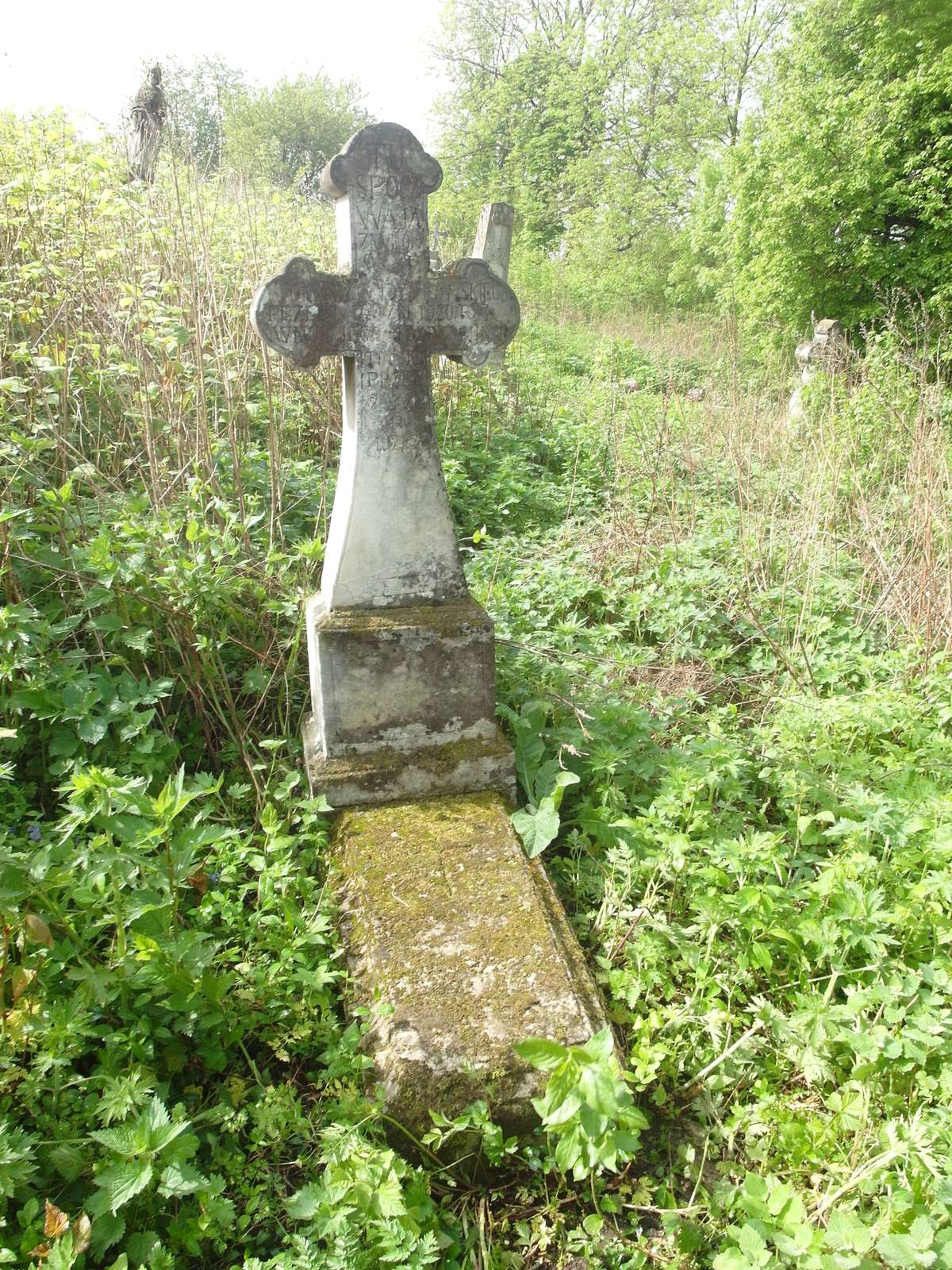 Tombstone of Jozef Minartowicz and Tomasz Dymkowski, cemetery in Oprylovce