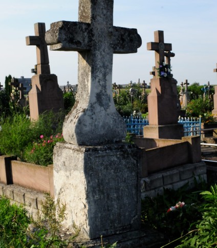 Nagrobek N.N., cmentarz w Chorostkowie