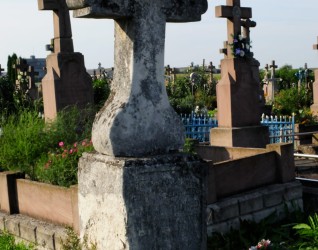 Nagrobek N.N., cmentarz w Chorostkowie