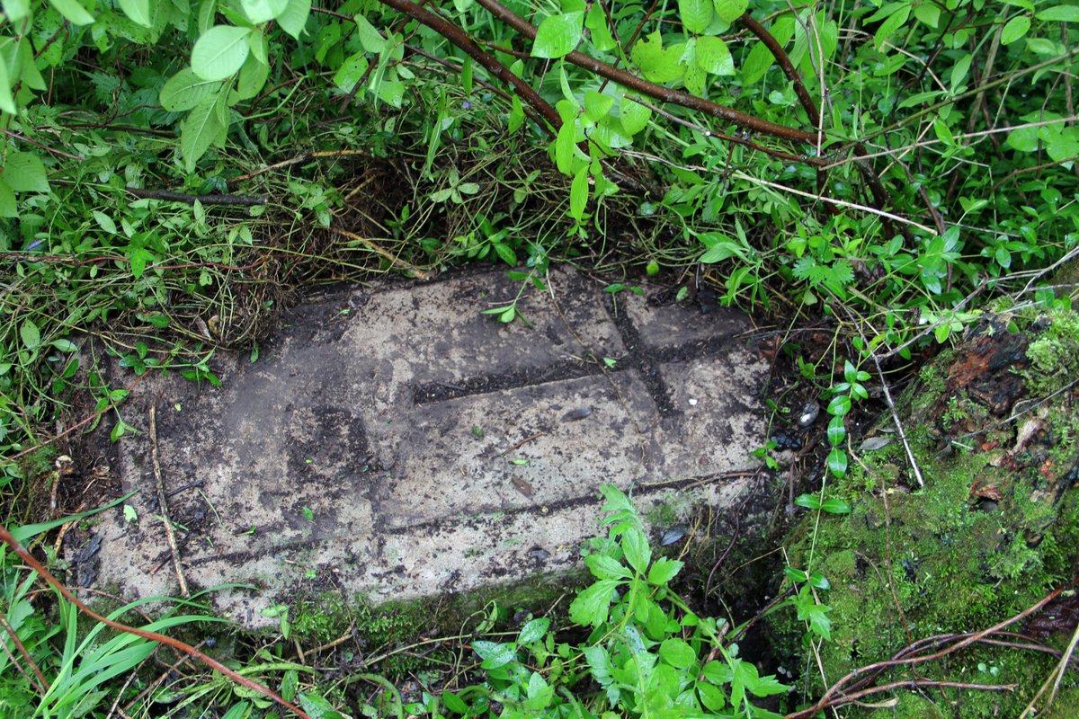 Gravestone of Jozef Szeliga, cemetery in Oprylovce