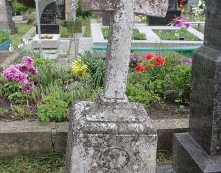 Nagrobek Karola Małachowskiego, cmentarz w Stryjówce