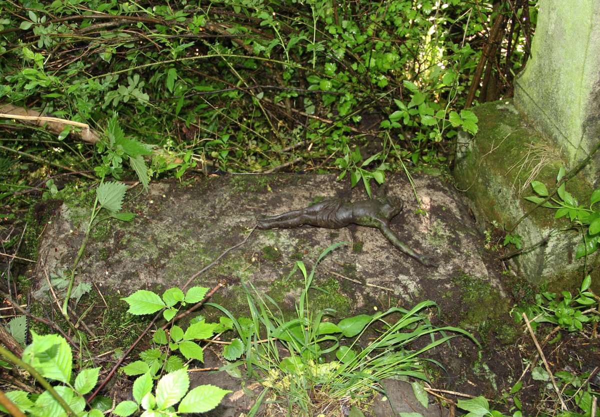 Gravestone of Antonina Walczyszyn, cemetery in Oprylovce