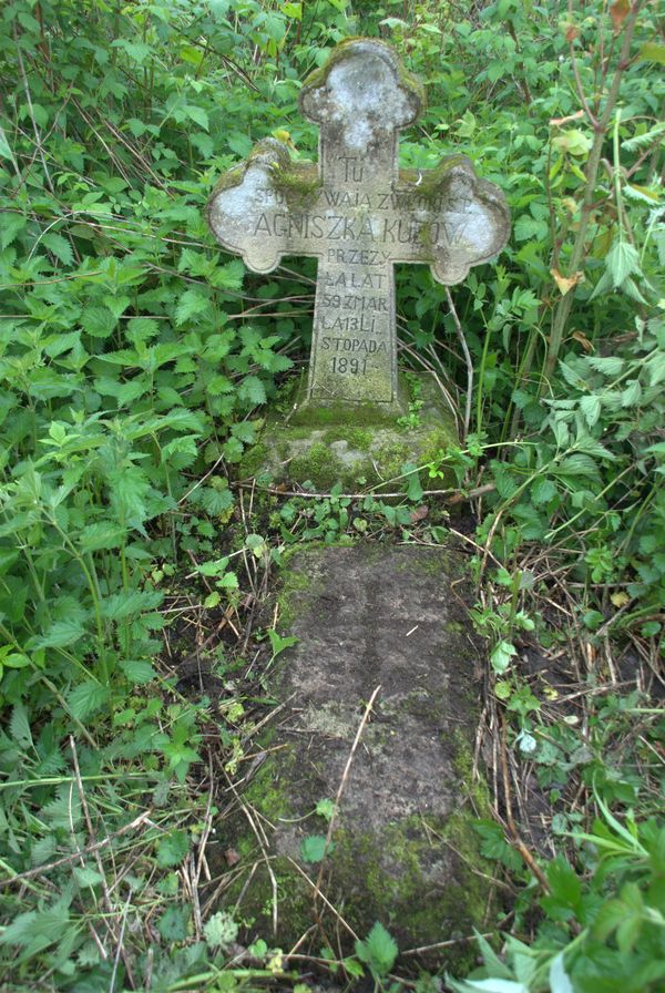 Tombstone of Agnieszka Kubów, cemetery in Oprylovce