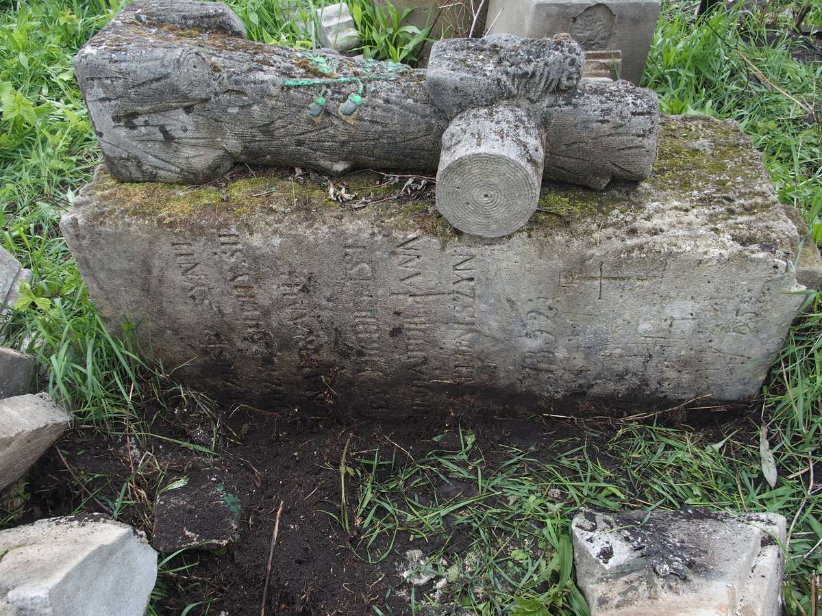 Tombstone of N.N., Nowinki cemetery, 2019