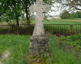 Nagrobek Franciszka N.N., cmentarz w Nowinkach, 2019