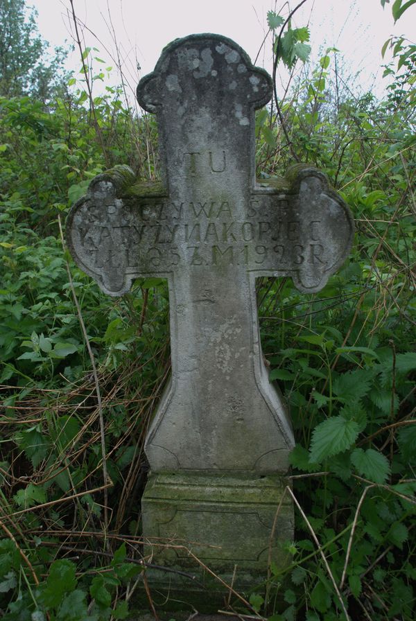 Cross from the gravestone of Katarzyna Kopjec, cemetery in Oprylovce