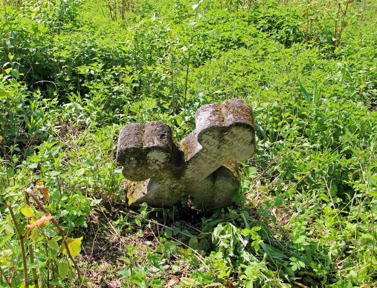 Tombstone of N.N., cemetery in Oprylovce