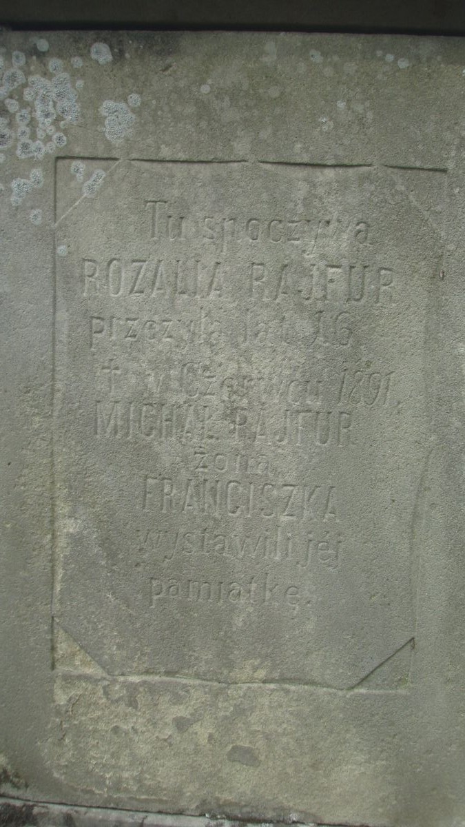 Inscription from the gravestone of Rozalia Rajfur, Czernielow Mazowiecki cemetery, cemetery 1