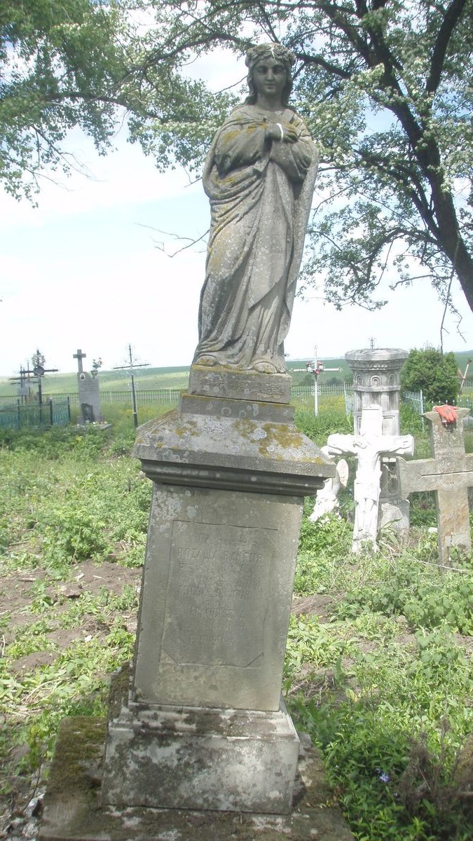 Tombstone of Rozalia Rajfur, Czernielow Mazowiecki cemetery, cemetery 1