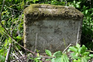 Nagrobek Jana i Marii Fudalich, cmentarz w Kozłowie