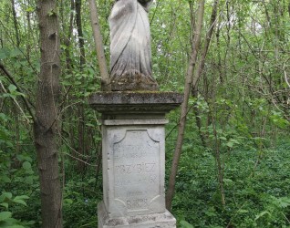 Nagrobek Agnieszki Przybież na cmentarzu w Draganówce