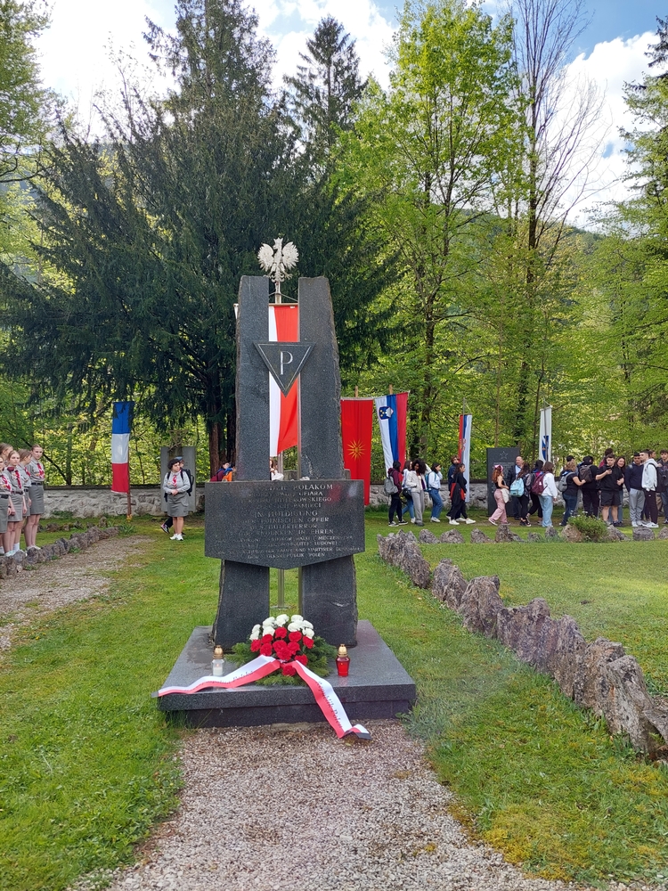 Ofiary zbrodni i represji niem. 1939-45 - obozy koncentracyjne. Obozy koncentracyjne - KL Mauthausen-Gusen. KL Ebensee