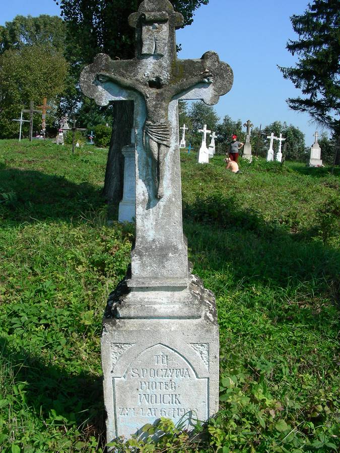 Nagrobek Piotra Wójcika, cmentarz w Baryszu, stan z 2006