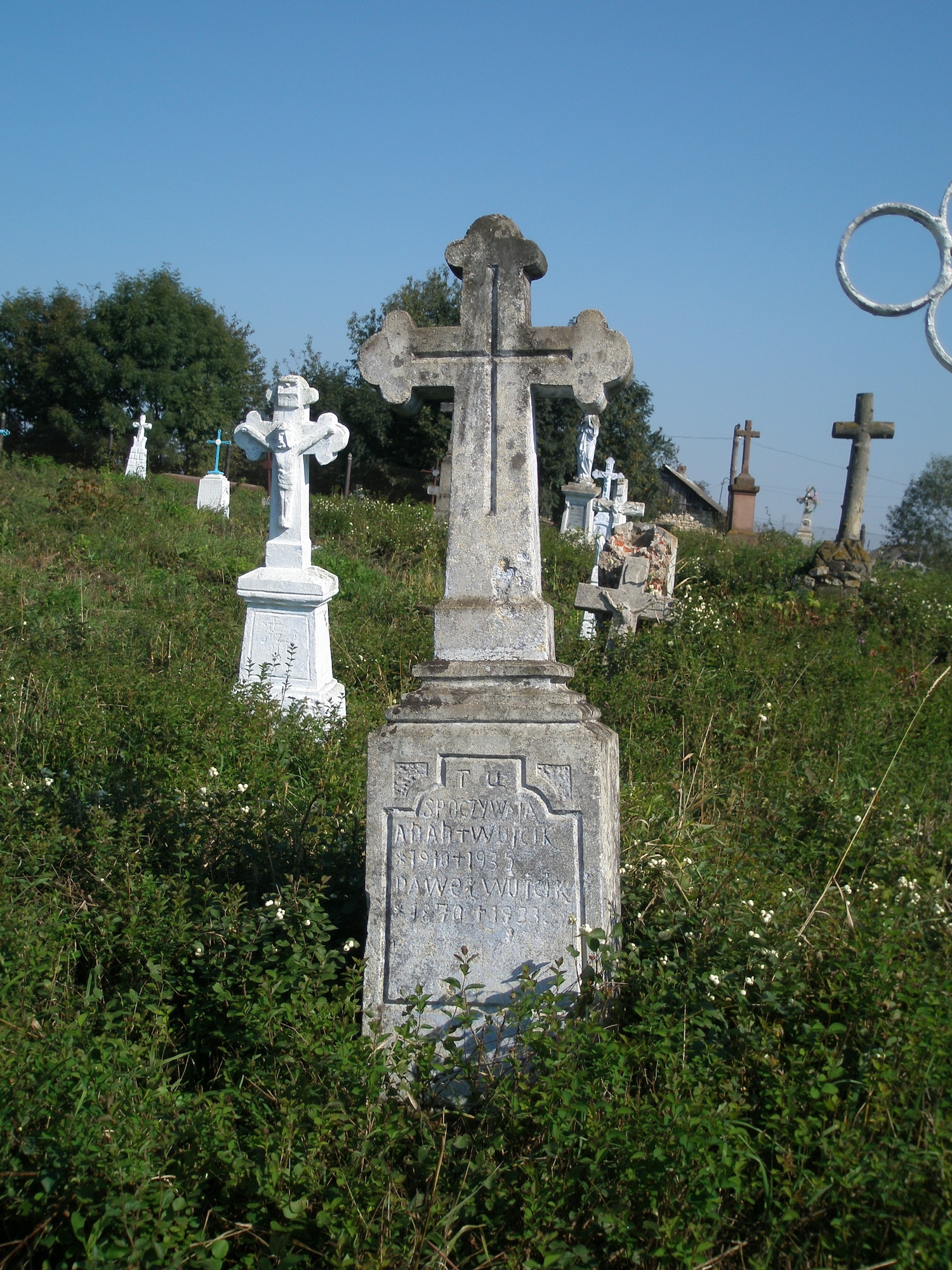 Nagrobek Anny i Pawła Wujcików, cmentarz w Baryszu, stan z 2006 r.