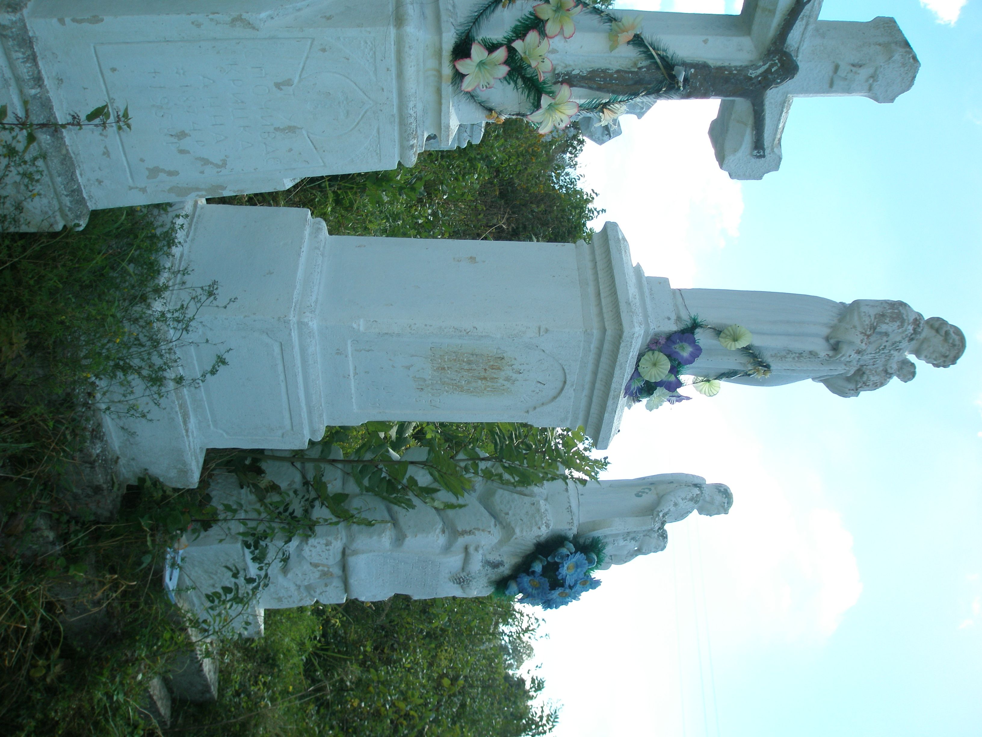Nagrobek Antoniego Kryckiego, cmentarz w Browarach, stan z 2005