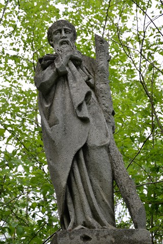 Tombstone figure of Jędrzej Zabawa in the cemetery in Draganówka