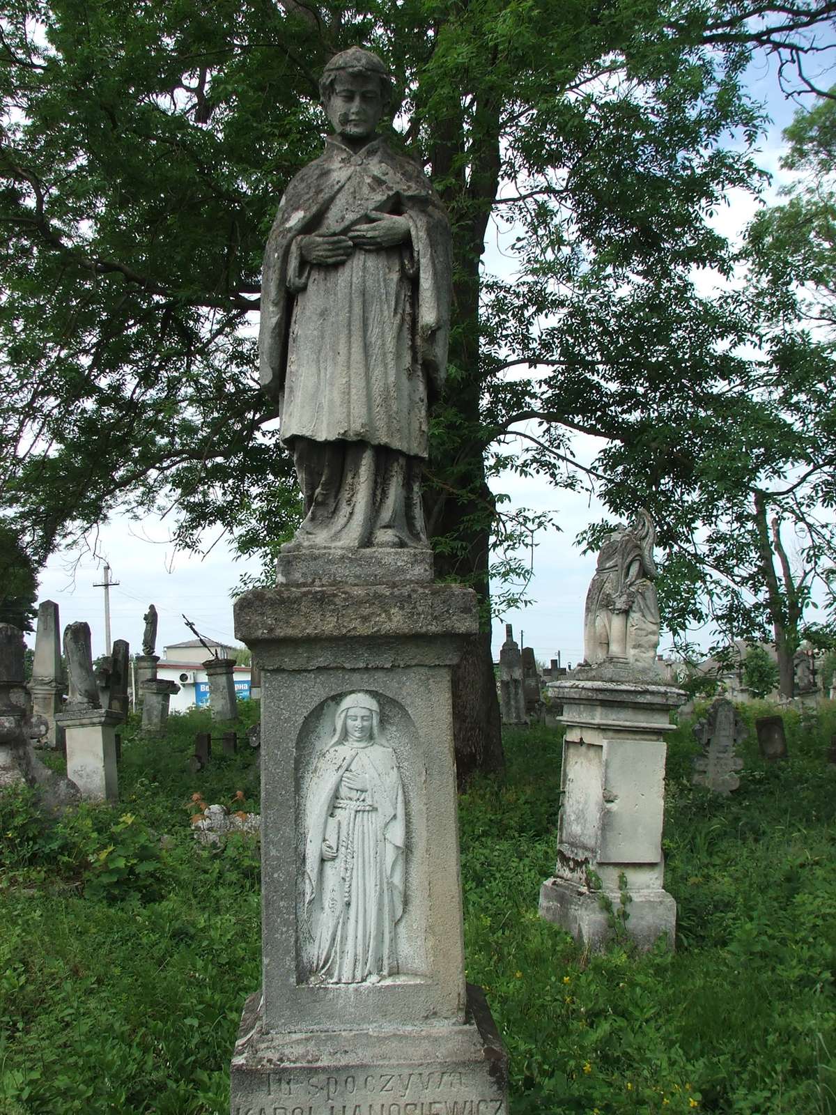Nagrobek Franciszki Hanosiewicz i Karola Hanosiewicza, cmentarz w Zbarażu, sektor 02a