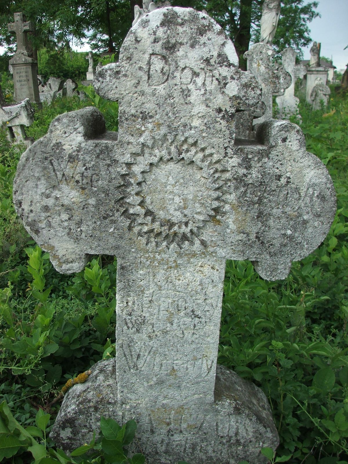 Nagrobek Wincentego Taraiczuka, cmentarz w Zbarażu, sektor 02a