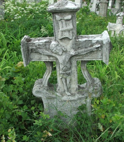 Nagrobek Katarzyny Taraiczuk i Szymona Taraiczuka, cmentarz w Zbarażu, sektor 02a