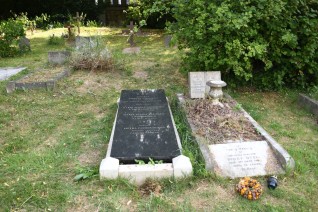 Nagrobek Zygmunta Podhorskiego, Brompton Cemetery, Londyn