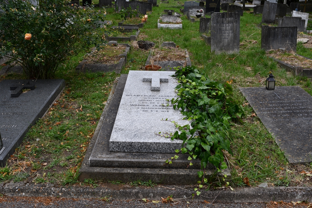 Nagrobek Władysława Jaszczołta, South Ealing Cemetery, Londyn