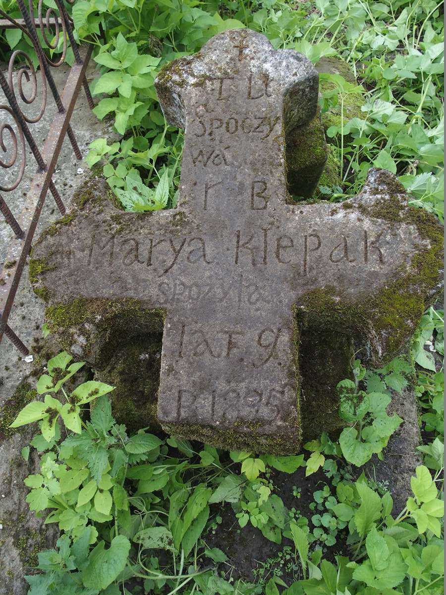 Gravestone of Maria Klepak, Toki cemetery, 2019