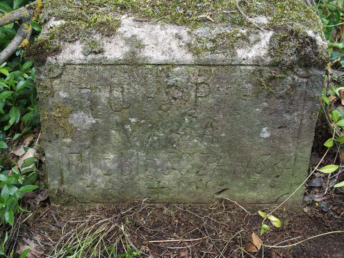 inscription from the gravestone of Maria Niebiesczańska, Czernielow Mazowiecki cemetery, cemetery 1