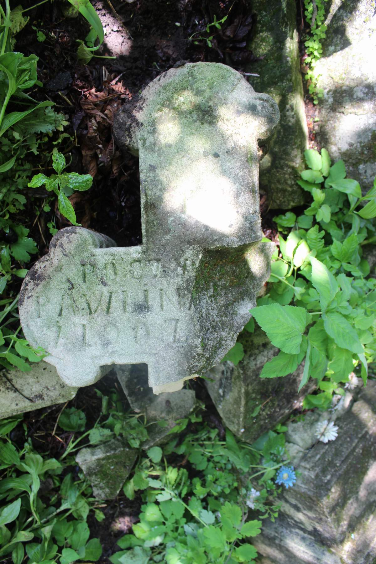 Inscription from the gravestone of Pavlin Ródnik, cemetery in Oprylovce