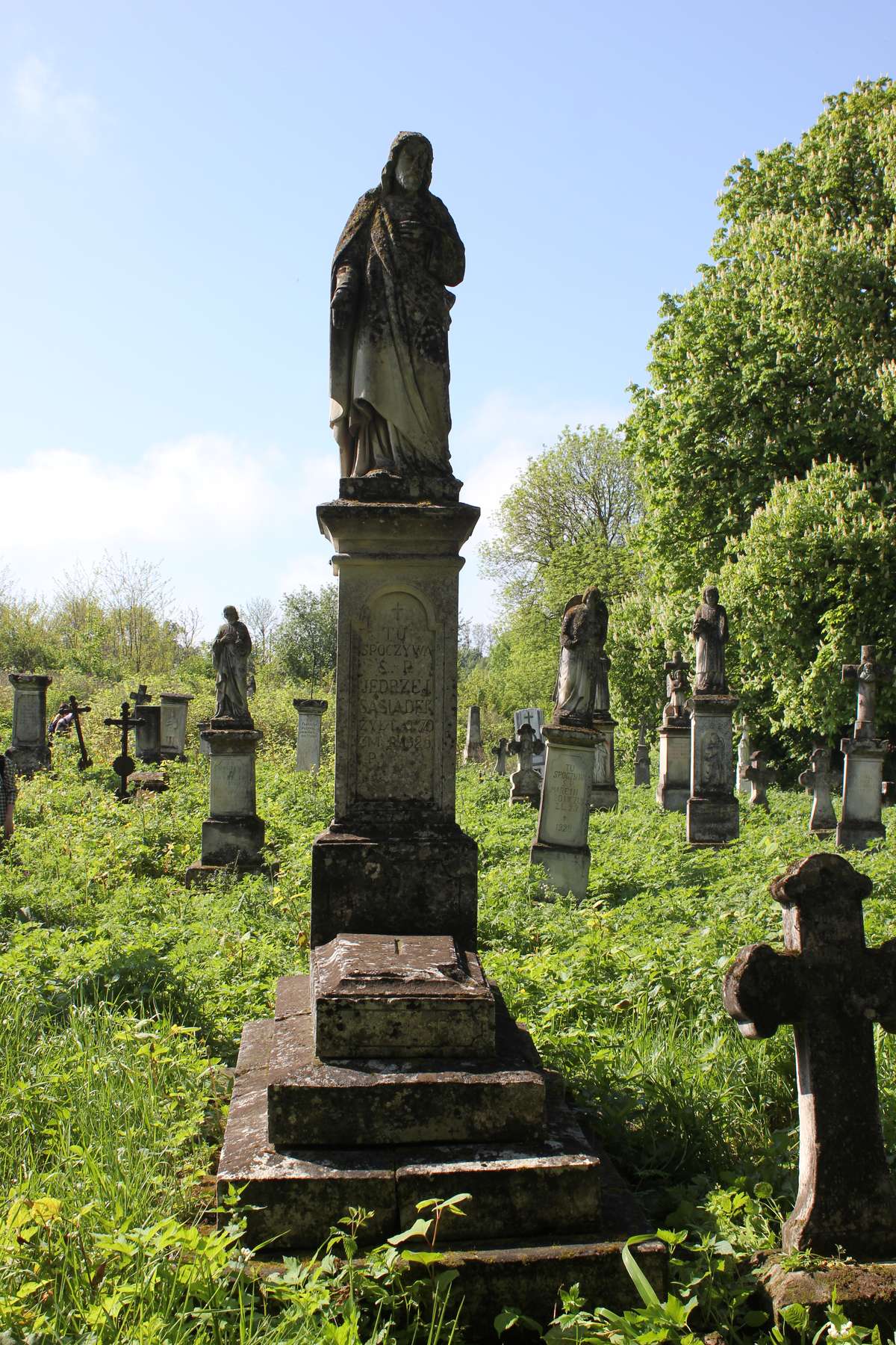 Tombstone of Anna and Jędrzej Sąsiadek, cemetery in Opryłowce