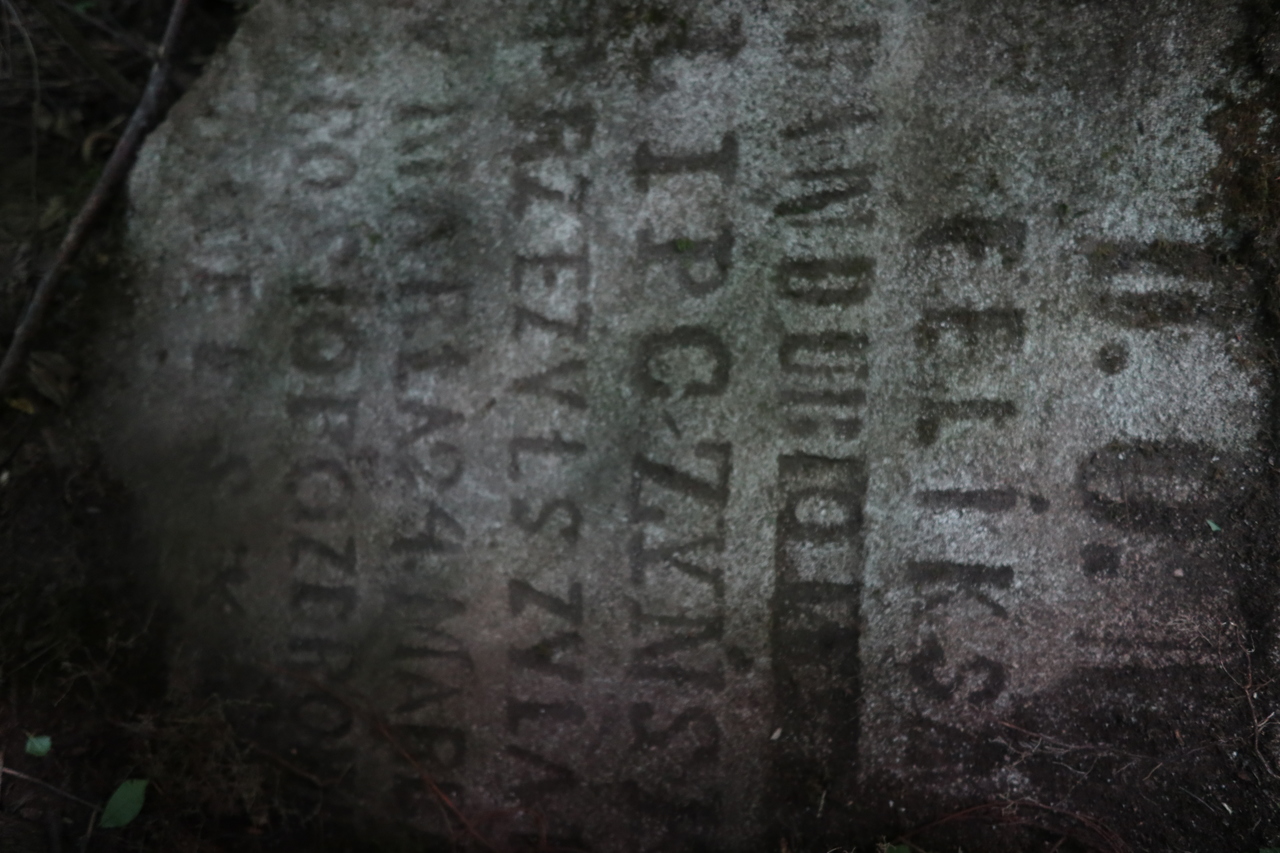 Tombstone of Feliksa Lipczyńska, cemetery in Petryków