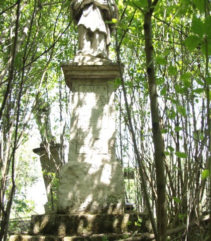 Nagrobek Jana i Marceli Ziembów, cmentarz w Czernielowie Mazowieckim, cmentarz 1