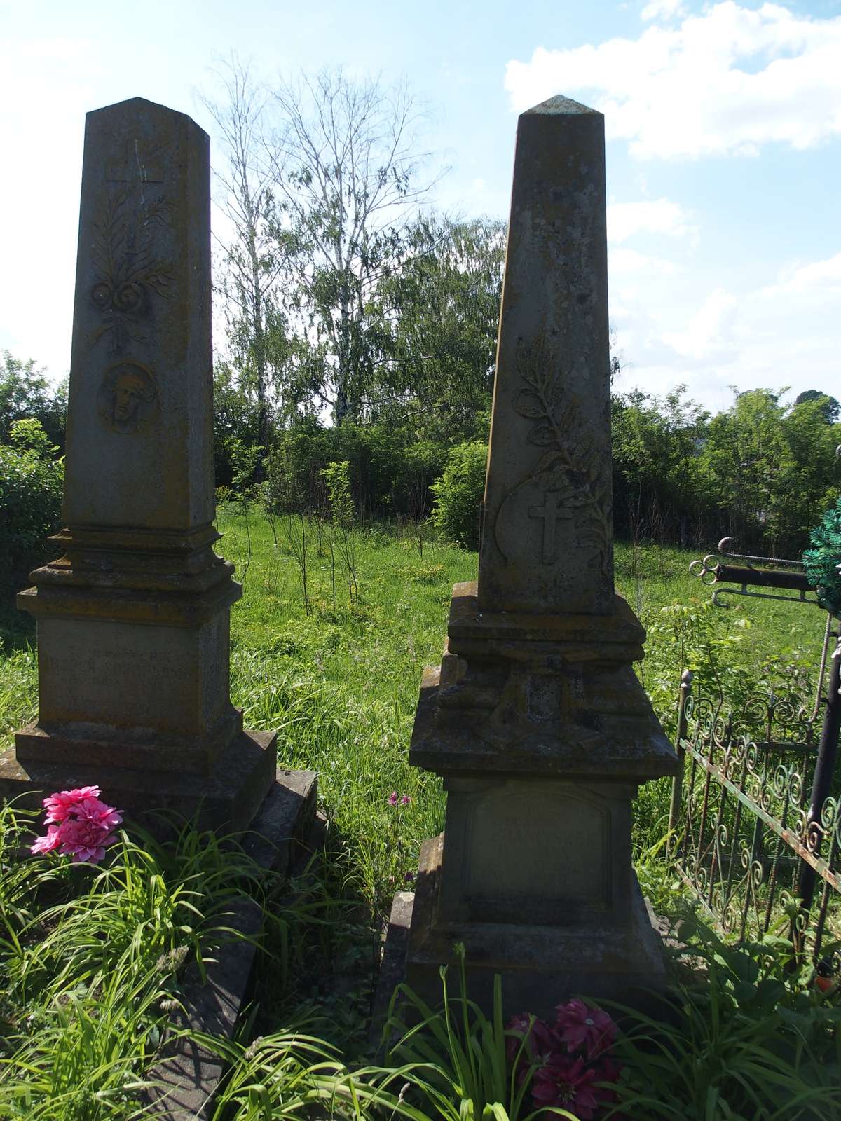 Tombstone of Franciszek Bendas, cemetery in Zaścianka