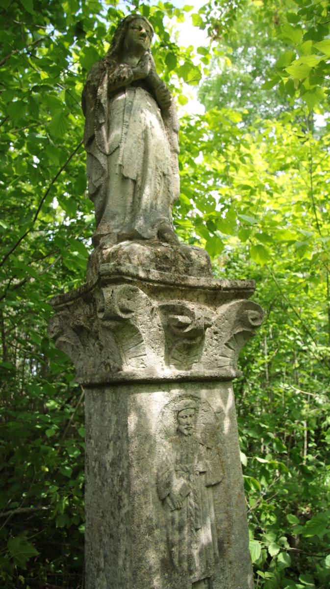 Tombstone of N.N. Jasinska, cemetery in Czernielow Mazowiecki, cemetery 1