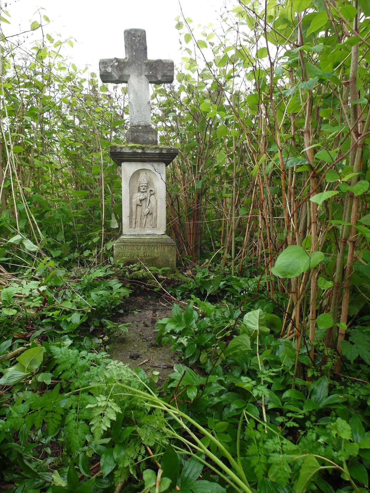 Tombstone of Stanisław Marijasz, cemetery in Opryłowce