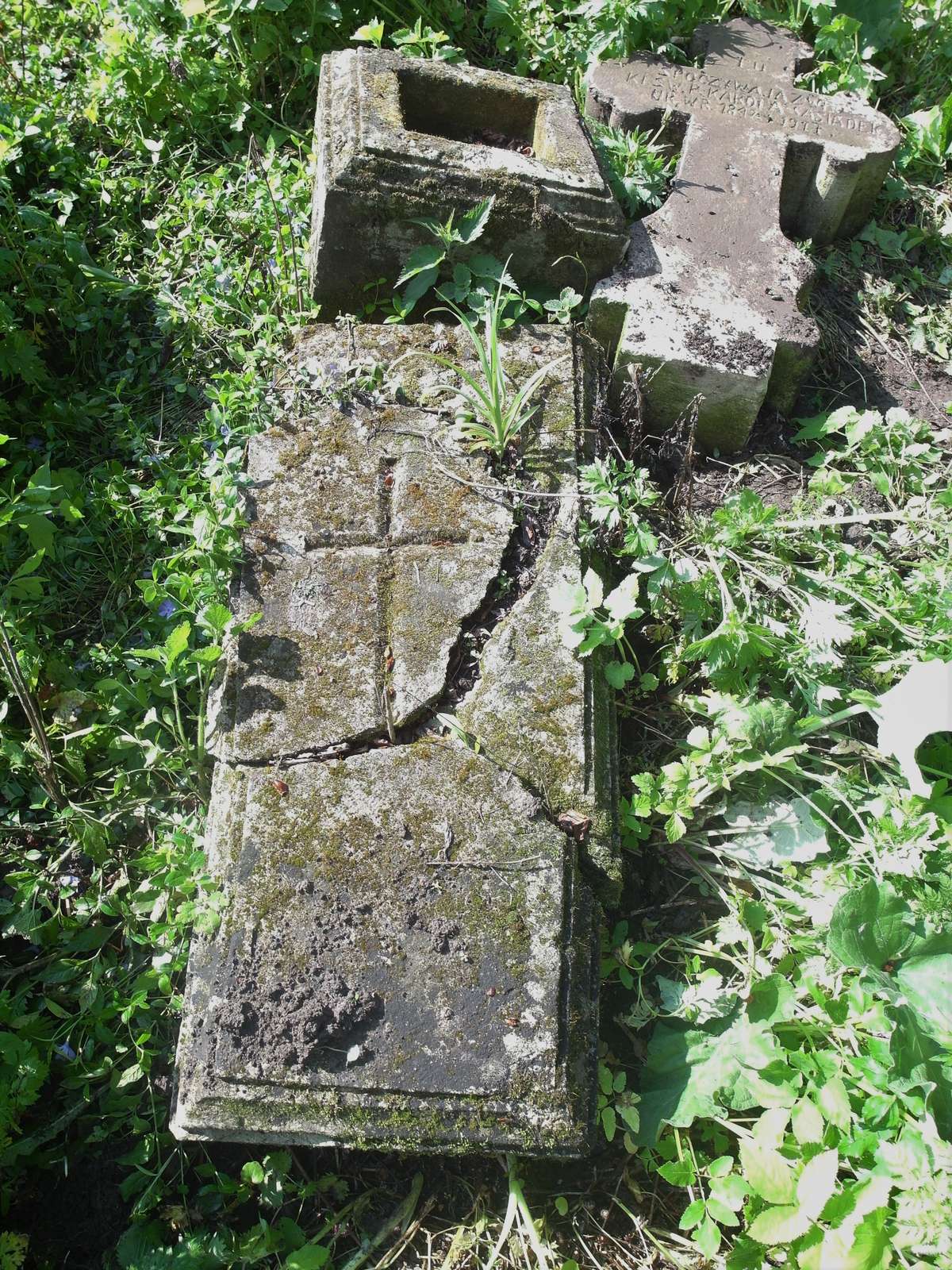 Tombstone of Karol Sasiadek, cemetery in Oprylovce