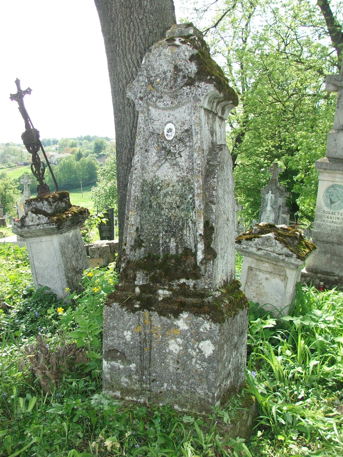 Tombstone of Michalina Freindorf, Chernichovtsi cemetery, 2019