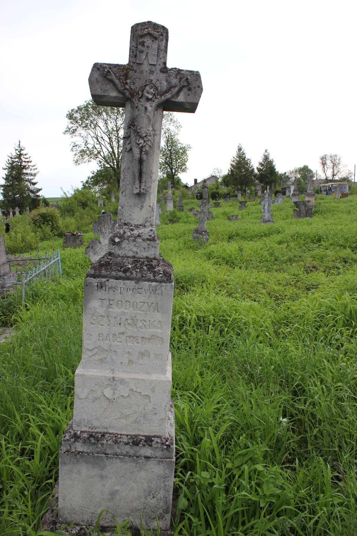 Tombstone of Teodosia Szymańska, cemetery in Szelpaki