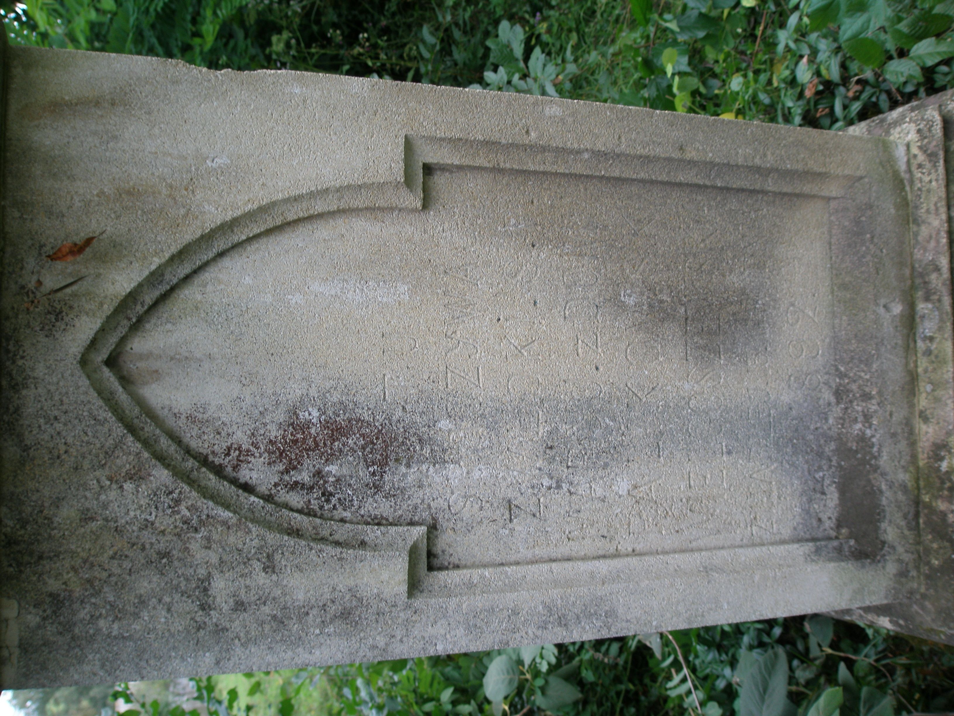 Gravestone inscription of Katarzyna and Maria Wielgoszewski, cemetery in Æwitowa (I), as of 2006
