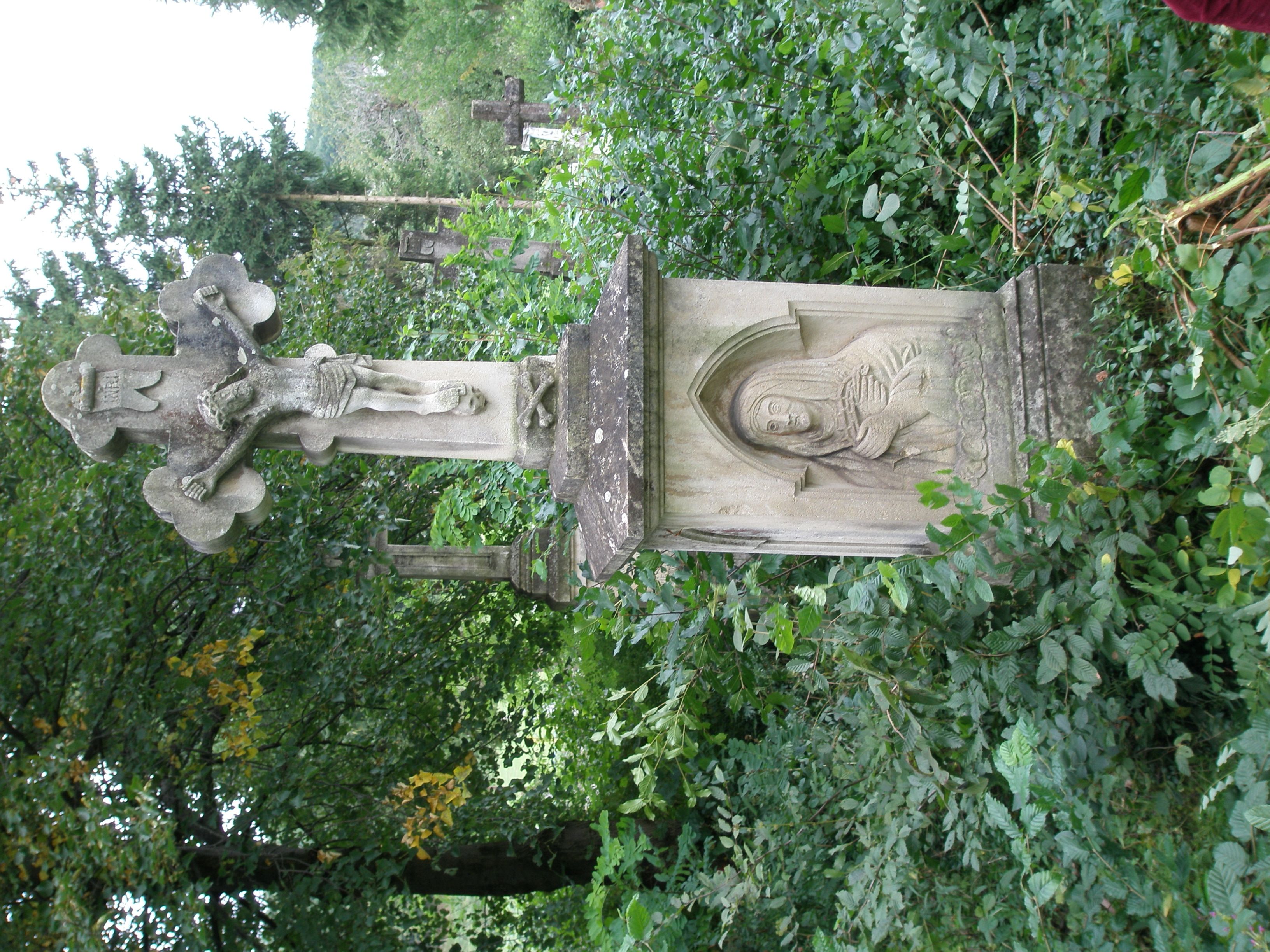 Tombstone of Katarzyna and Maria Wielgoszewski, cemetery in Æwitowa (I), state from 2006