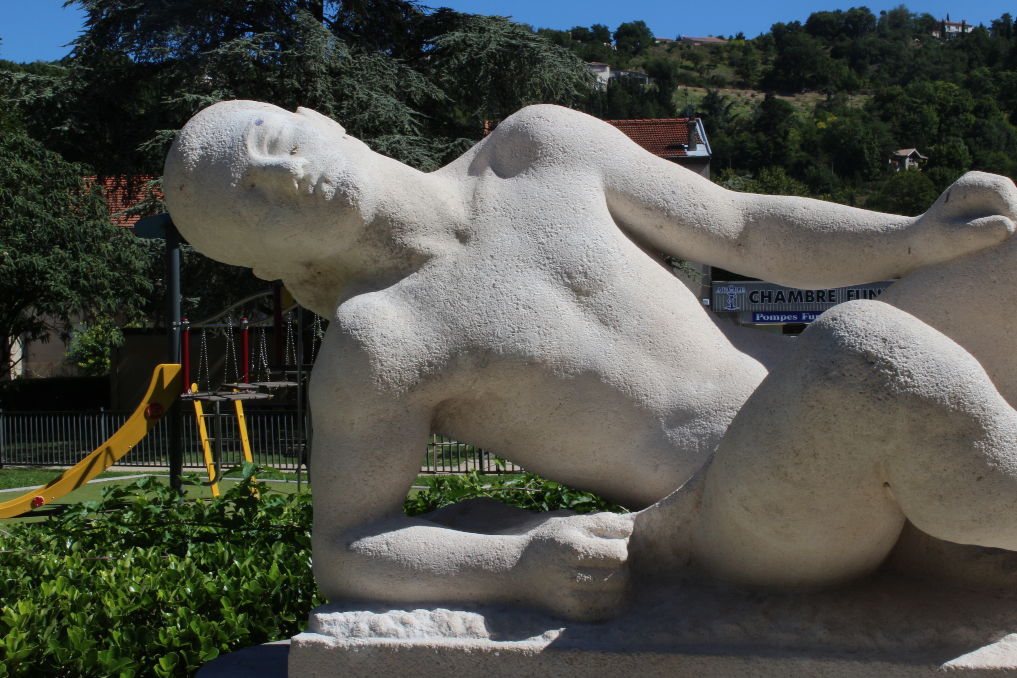 Photo showing Monument to the French Resistance in Crest