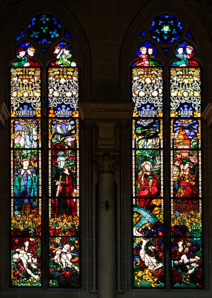 Fotografia przedstawiająca Joseph Mehoffer\'s stained glass ensemble in Freiburg