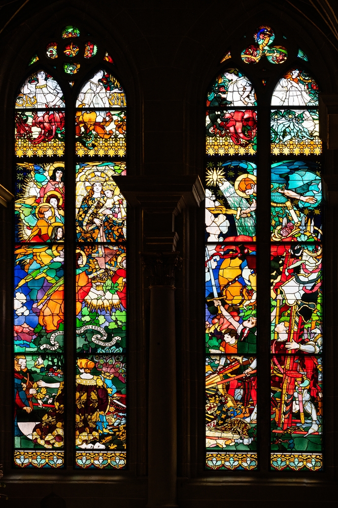 Fotografia przedstawiająca Joseph Mehoffer\'s stained glass ensemble in Freiburg