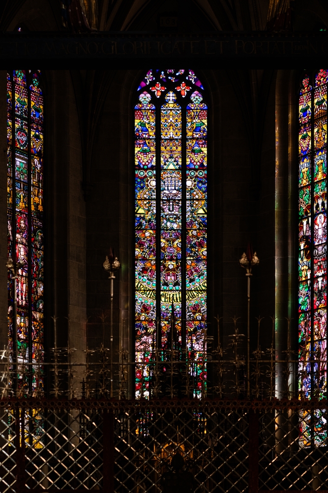 Fotografia przedstawiająca Joseph Mehoffer\'s stained glass ensemble in Freiburg