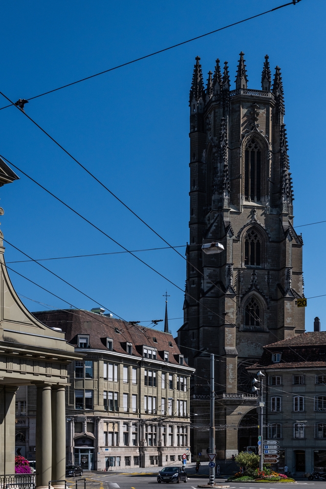 Fotografia przedstawiająca Joseph Mehoffer\'s stained glass ensemble in Freiburg