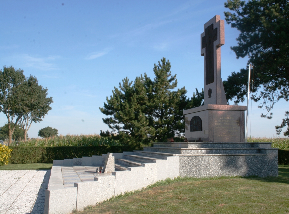 Photo montrant Monument to the Bayonne people in La Targette